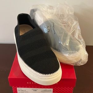 NWT Kelly and Katie slides/sneakers, size 10